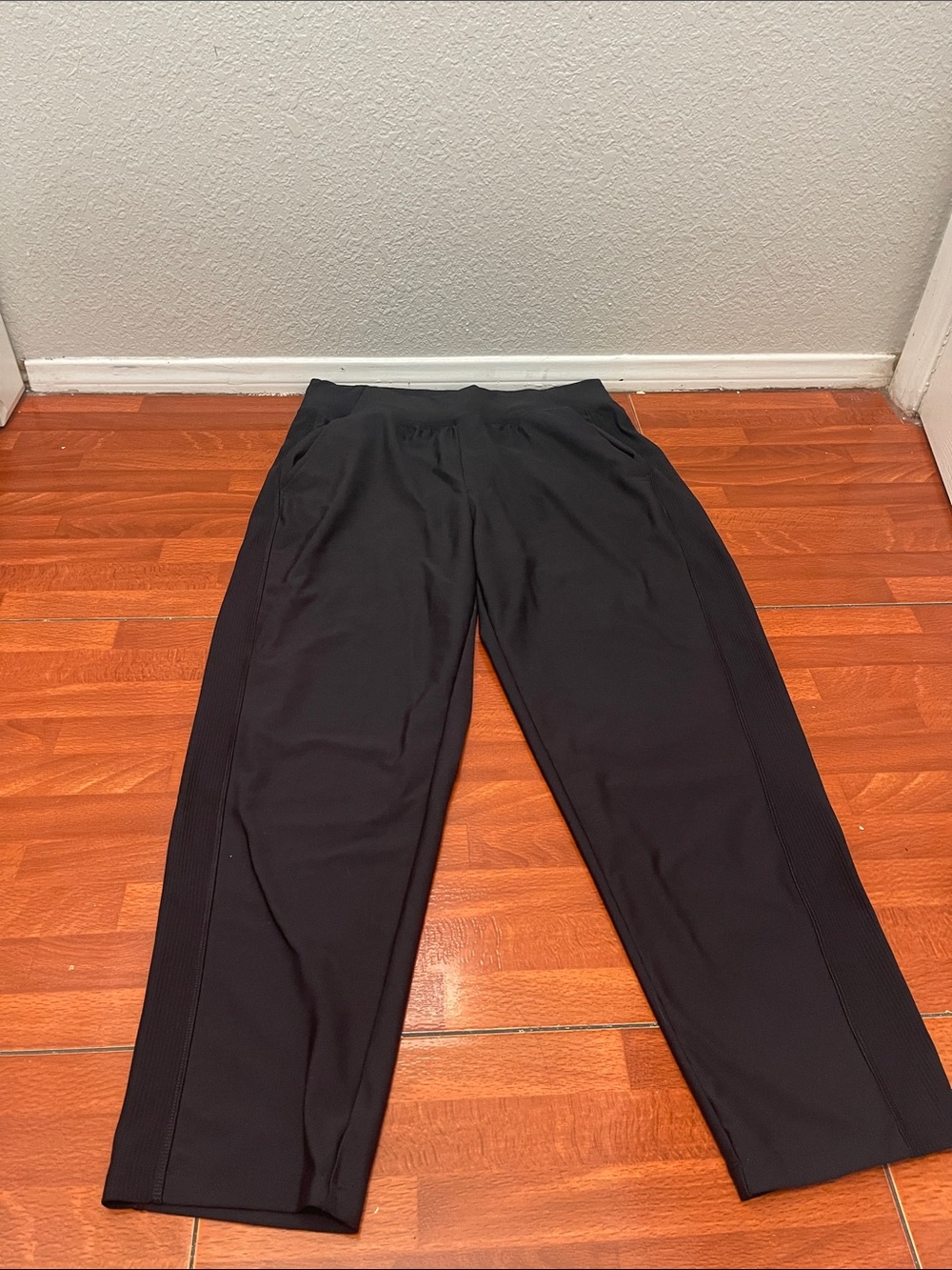 Women Black Athletic Jogger Pants — Lightweight Comfort